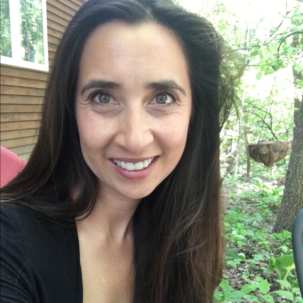 Meet your Posher, Victoria